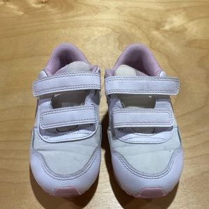Girls Nike shoes